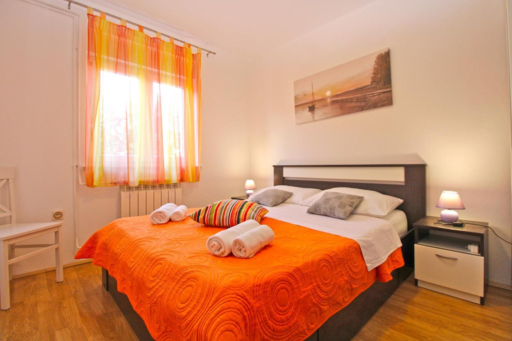 Orange 768 Appartement Fažana